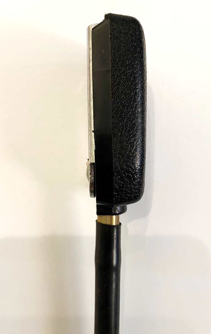 Kangol magnet press button buckle (side)